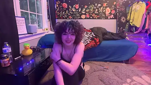 Snapshot of petitewhitebaee chatting on June 2026 12:42:01 AM petitewhitebaee online show from June 2026 12:42:01 AM