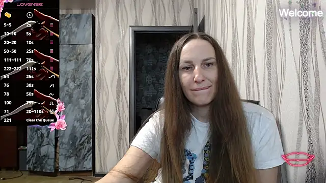 Snapshot of Yevgeshka-Milashka chatting on October 2025 06:08:02 PM Yevgeshka-Milashka online show from October 2025 06:08:02 PM