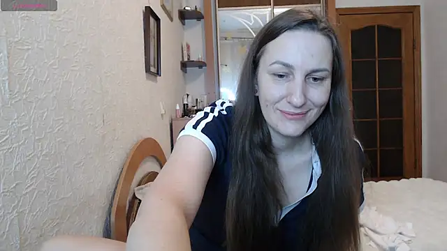 Yevgeshka-Milashka online show from February 2026 04:33:02 AM