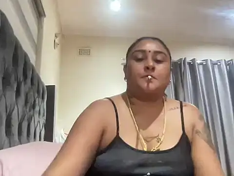 Snapshot of IndianFusionX chatting on June 2026 11:07:02 PM IndianFusionX online show from June 2026 11:07:02 PM