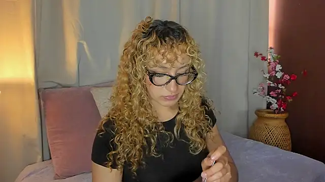 Snapshot of sensual_fer chatting on June 2026 12:50:02 PM sensual fer online show from June 2026 12:50:02 PM