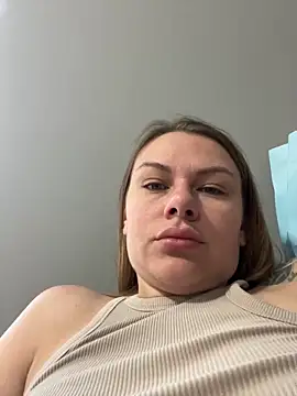 Snapshot of MonoGirl chatting on June 2026 07:50:02 AM MonoGirl online show from June 2026 07:50:02 AM