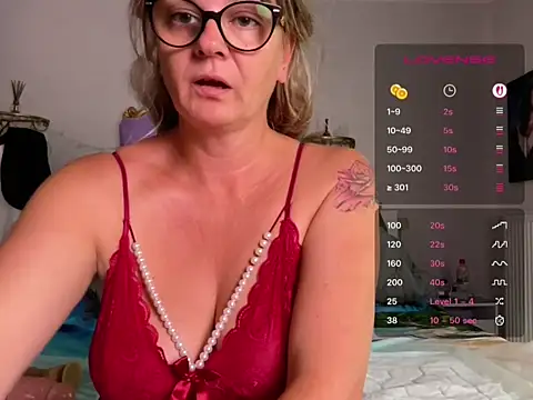 DirtyMarie80 online show from July 2026 02:56:02 PM