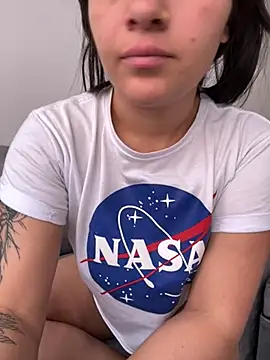 Snapshot of Alyha_cortes_ chatting on June 2026 03:07:02 PM Alyha cortes online show from June 2026 03:07:02 PM
