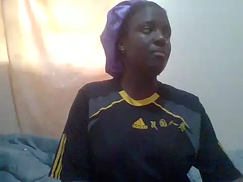 Snapshot of pinky-lip chatting on June 2026 08:35:02 AM pinky-lip online show from June 2026 08:35:02 AM