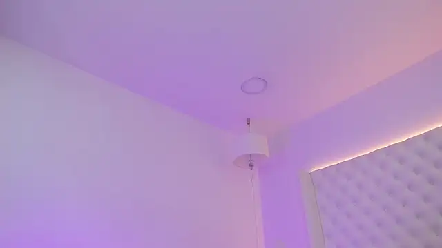 Nicollesanchezz online show from June 2026 01:26:02 PM