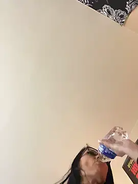 Snapshot of smoothkissx chatting on January 2025 12:54:01 AM smoothkissx online show from January 2025 12:54:01 AM