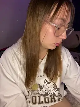 Caamii  online show from August 2026 04:48:01 AM