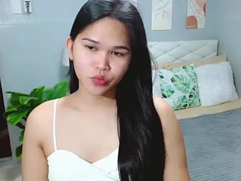 AlianaFord online show from July 2026 08:25:01 PM