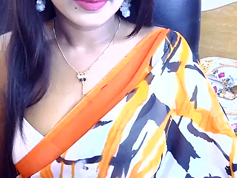 Snapshot of Noor_Zarin27 chatting on July 2026 07:16:01 PM Noor Zarin27 online show from July 2026 07:16:01 PM