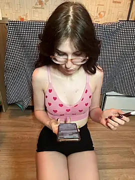 Snapshot of misipissi chatting on June 2026 11:37:01 PM misipissi online show from June 2026 11:37:01 PM