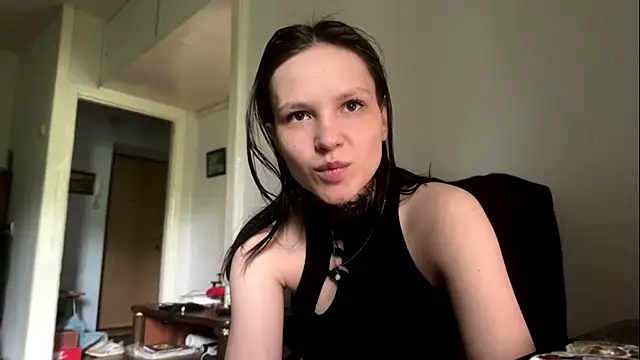 Sarahthegreatest online show from June 2026 06:18:02 AM