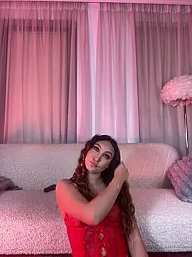 Snapshot of ValentinaMonroee chatting on July 2026 07:33:02 PM ValentinaMonroee online show from July 2026 07:33:02 PM