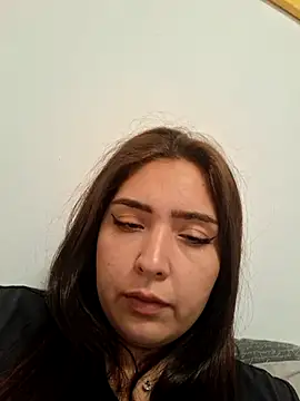RosieBonbon online show from June 2026 07:46:01 PM