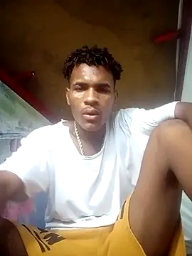 dantecruz19 online show from June 2026 11:00:01 PM
