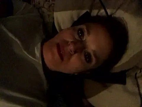 fresasabrosa69 online show from June 2026 04:57:01 AM