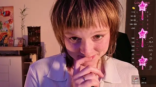 Snapshot of liquid0fluid chatting on June 2026 12:00:02 PM liquid0fluid online show from June 2026 12:00:02 PM