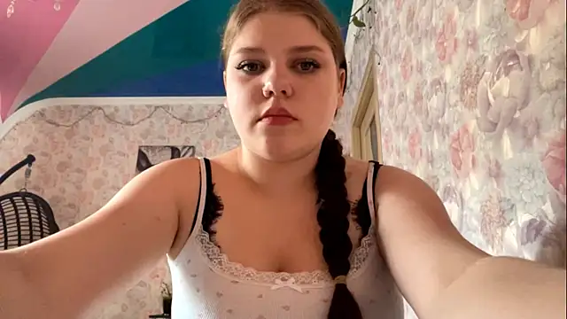 Snapshot of JackiStifflemire chatting on June 2026 07:09:02 AM JackiStifflemire online show from June 2026 07:09:02 AM