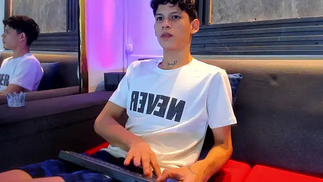 Brianhot0F online show from June 2026 11:09:01 AM