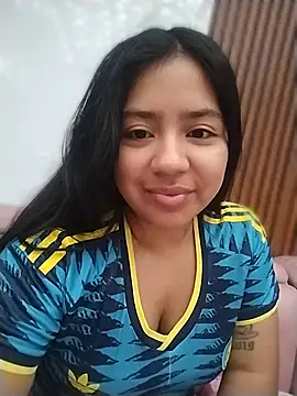 Amber Herrera online show from June 2026 12:33:01 PM