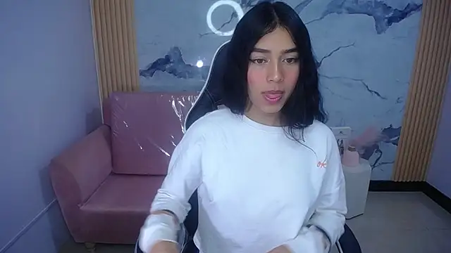 Snapshot of HotStreawberry_ch chatting on June 2026 12:49:01 PM HotStreawberry ch online show from June 2026 12:49:01 PM