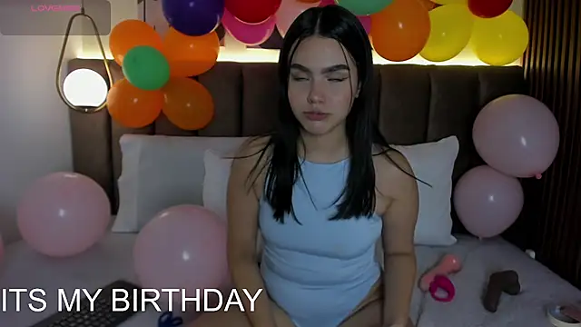 Bella18   online show from July 2026 09:17:02 PM