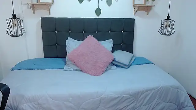 Snapshot of Khalia_ chatting on July 2026 07:29:01 PM Khalia online show from July 2026 07:29:01 PM