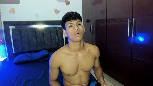 Snapshot of Nicolas_AthleticBoy chatting on June 2026 12:00:02 PM Nicolas AthleticBoy online show from June 2026 12:00:02 PM