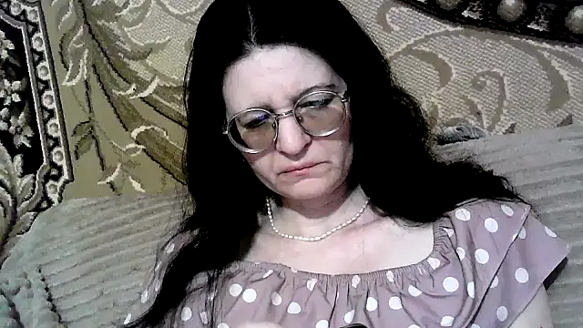 Snapshot of Dear_Annet chatting on June 2026 07:17:02 PM Dear Annet online show from June 2026 07:17:02 PM
