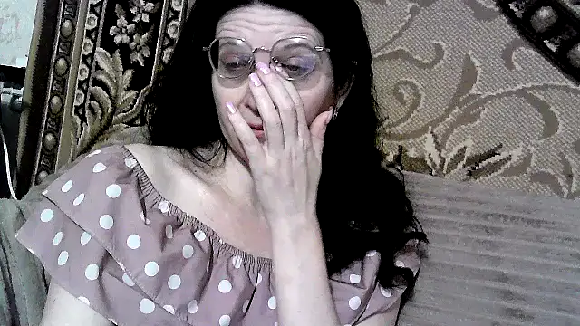Snapshot of Dear_Annet chatting on June 2026 08:31:02 PM Dear Annet online show from June 2026 08:31:02 PM