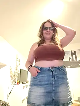 Minette  online show from June 2026 02:48:01 AM