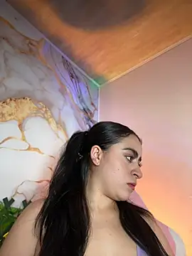 LILI 911 online show from July 2026 08:35:01 PM