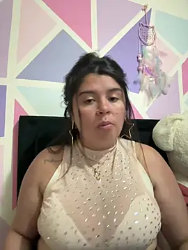 Snapshot of lia_20xx chatting on June 2026 02:05:02 AM lia 20xx online show from June 2026 02:05:02 AM