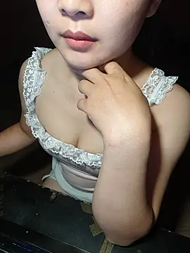 Snapshot of Moe-bay chatting on June 2026 02:05:02 AM Moe-bay online show from June 2026 02:05:02 AM