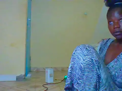 Snapshot of candycrusha chatting on August 2026 05:43:01 AM candycrusha online show from August 2026 05:43:01 AM