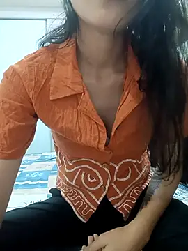 Snapshot of its_zoya_89 chatting on June 2026 02:43:02 PM its zoya 89 online show from June 2026 02:43:02 PM