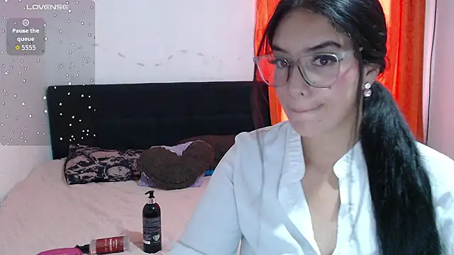 emma grace11 online show from June 2026 06:23:02 PM