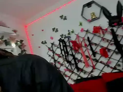 Snapshot of dolls_temptationn chatting on June 2026 01:22:01 PM dolls temptationn online show from June 2026 01:22:01 PM