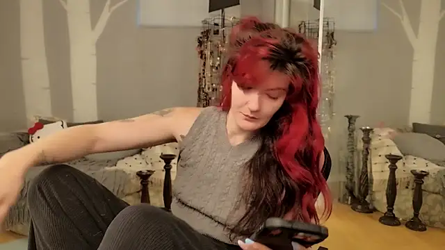 Snapshot of youngmilfBlossom chatting on June 2026 05:27:01 PM youngmilfBlossom online show from June 2026 05:27:01 PM