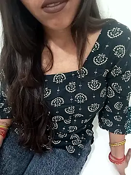 Meenakshi rajput online show from June 2026 04:12:02 AM