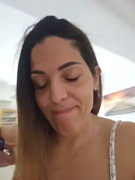 Snapshot of whispersexy chatting on June 2026 10:19:01 AM whispersexy online show from June 2026 10:19:01 AM