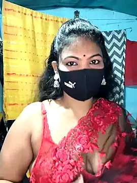 Snapshot of Mis-maya chatting on July 2026 01:58:01 AM Mis-maya online show from July 2026 01:58:01 AM
