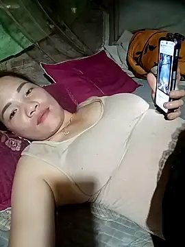 Snapshot of Eirlys-baby chatting on July 2026 08:28:02 AM Eirlys-baby online show from July 2026 08:28:02 AM