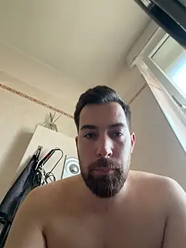 Snapshot of ragazzoitali chatting on June 2026 01:54:02 PM ragazzoitali online show from June 2026 01:54:02 PM