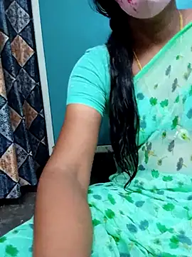 Snapshot of honey-telugu33 chatting on July 2026 04:25:01 AM honey-telugu33 online show from July 2026 04:25:01 AM
