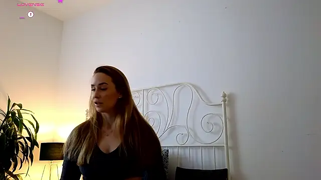 Ginnybabe  online show from December 2024 11:36:02 AM