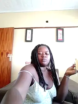 Snapshot of SexyTashar chatting on June 2026 08:15:02 AM SexyTashar online show from June 2026 08:15:02 AM