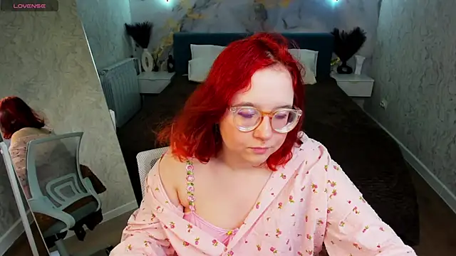 Aleks-casterrr online show from July 2026 05:06:02 PM