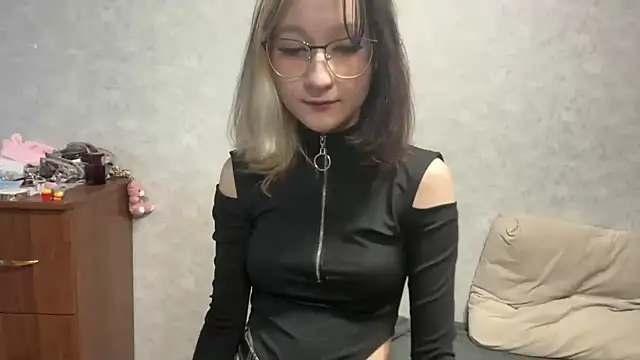 Lilfain baby online show from June 2026 12:05:02 PM