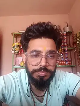 Snapshot of Desindianbull69 chatting on June 2026 09:32:01 AM Desindianbull69 online show from June 2026 09:32:01 AM